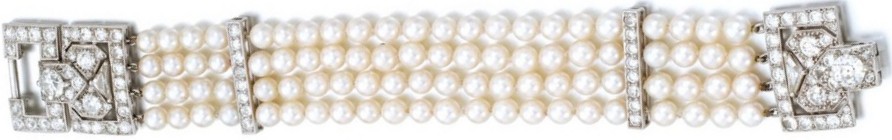 Pearl bracelet
